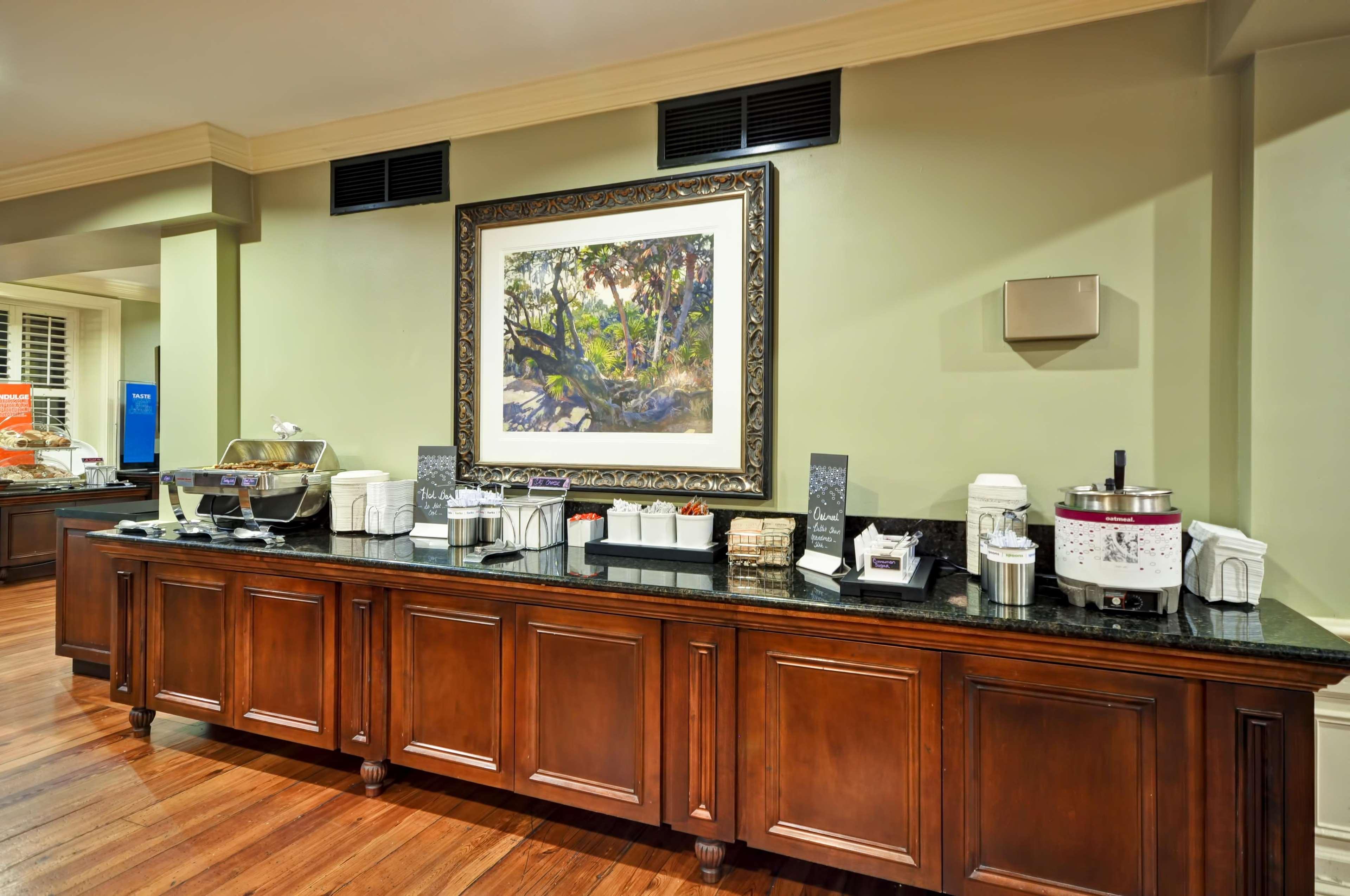 Hampton Inn Charleston-Historic District Dış mekan fotoğraf