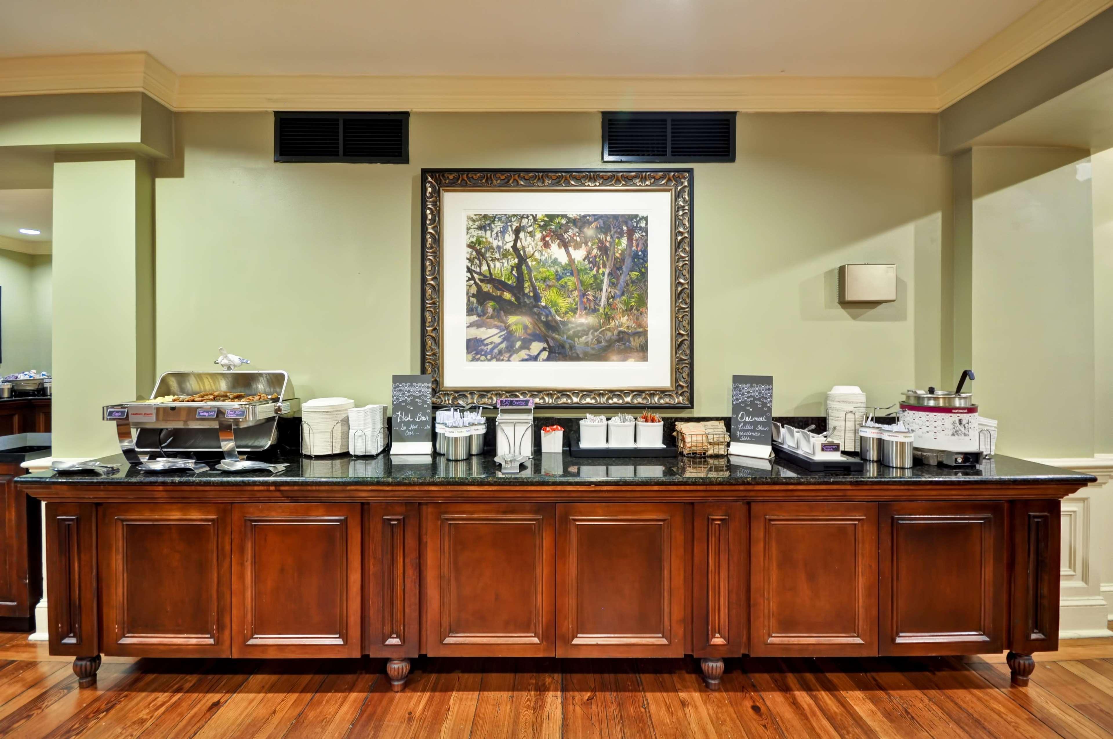 Hampton Inn Charleston-Historic District Dış mekan fotoğraf