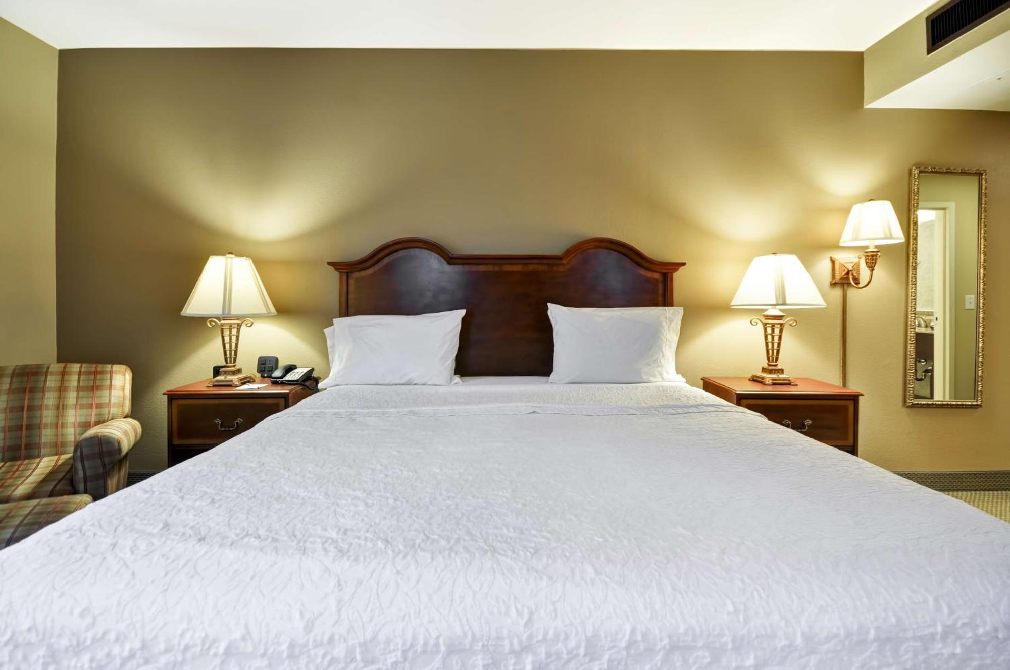 Hampton Inn Charleston-Historic District Dış mekan fotoğraf
