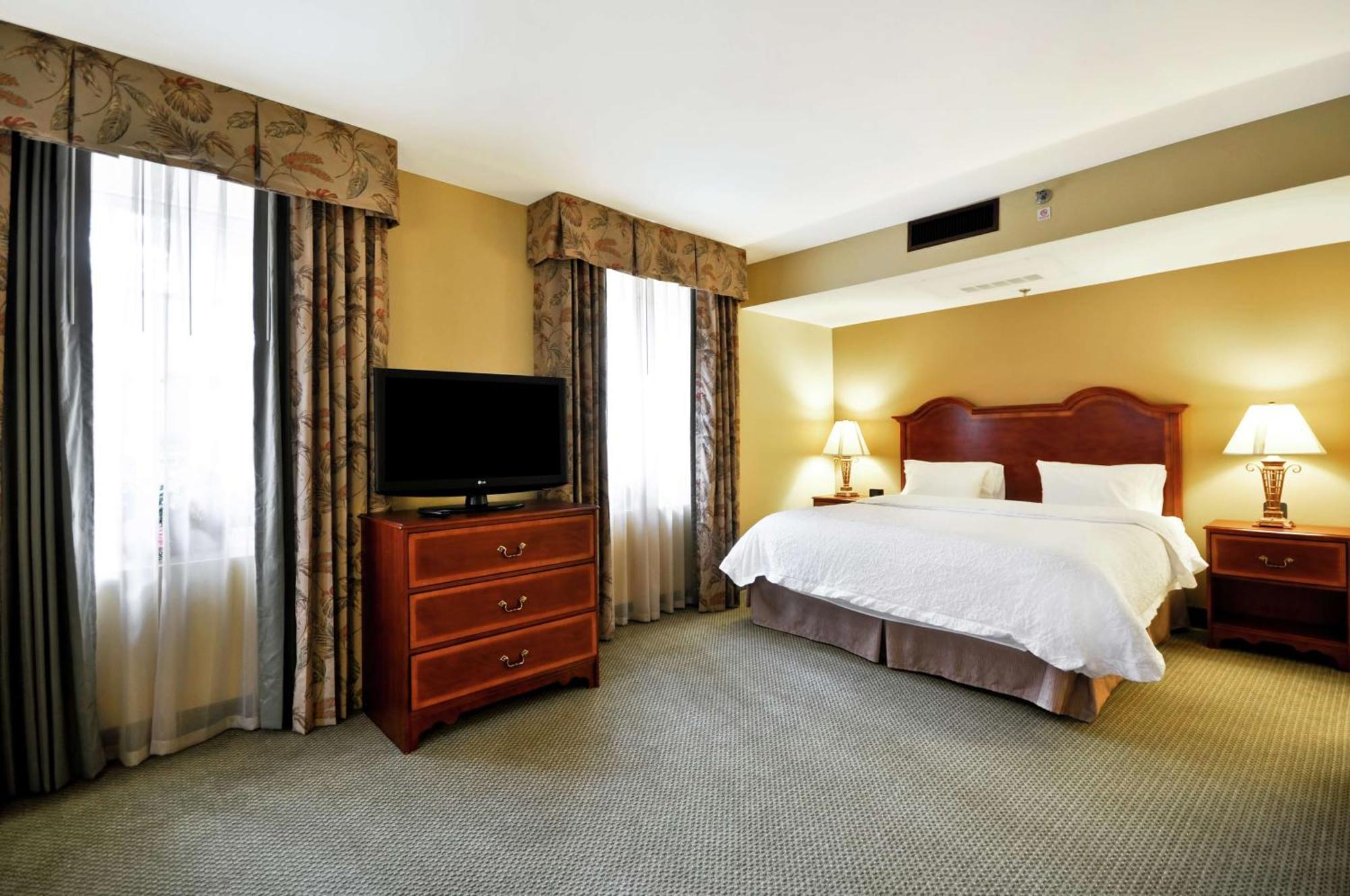 Hampton Inn Charleston-Historic District Dış mekan fotoğraf