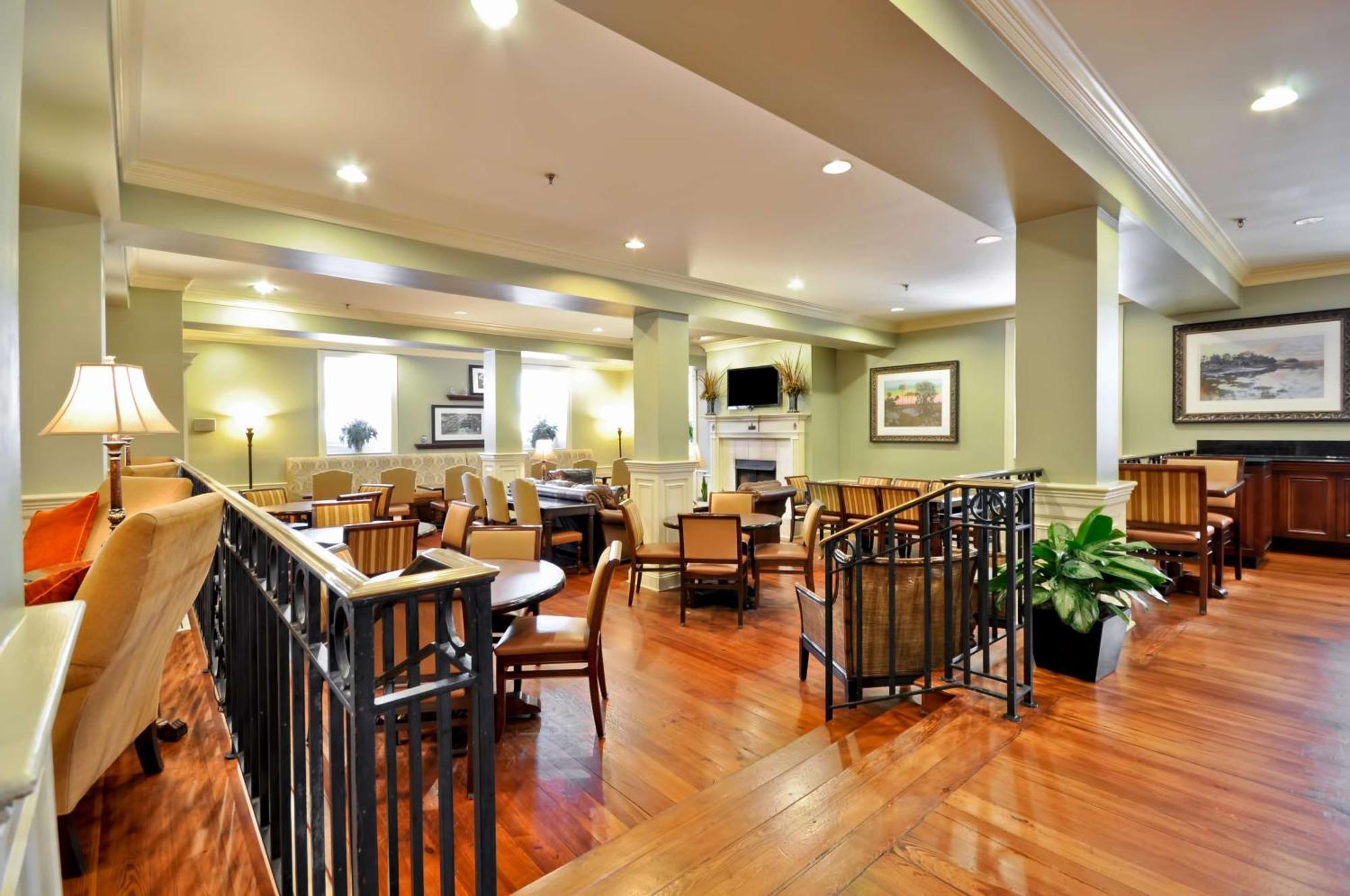 Hampton Inn Charleston-Historic District Dış mekan fotoğraf